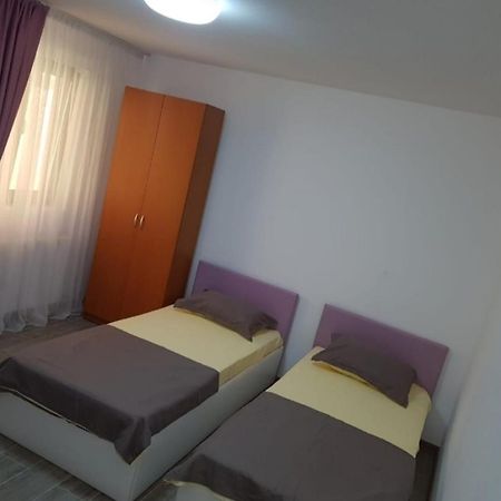 Casa Iulia Bucuresti Hotell Exteriör bild